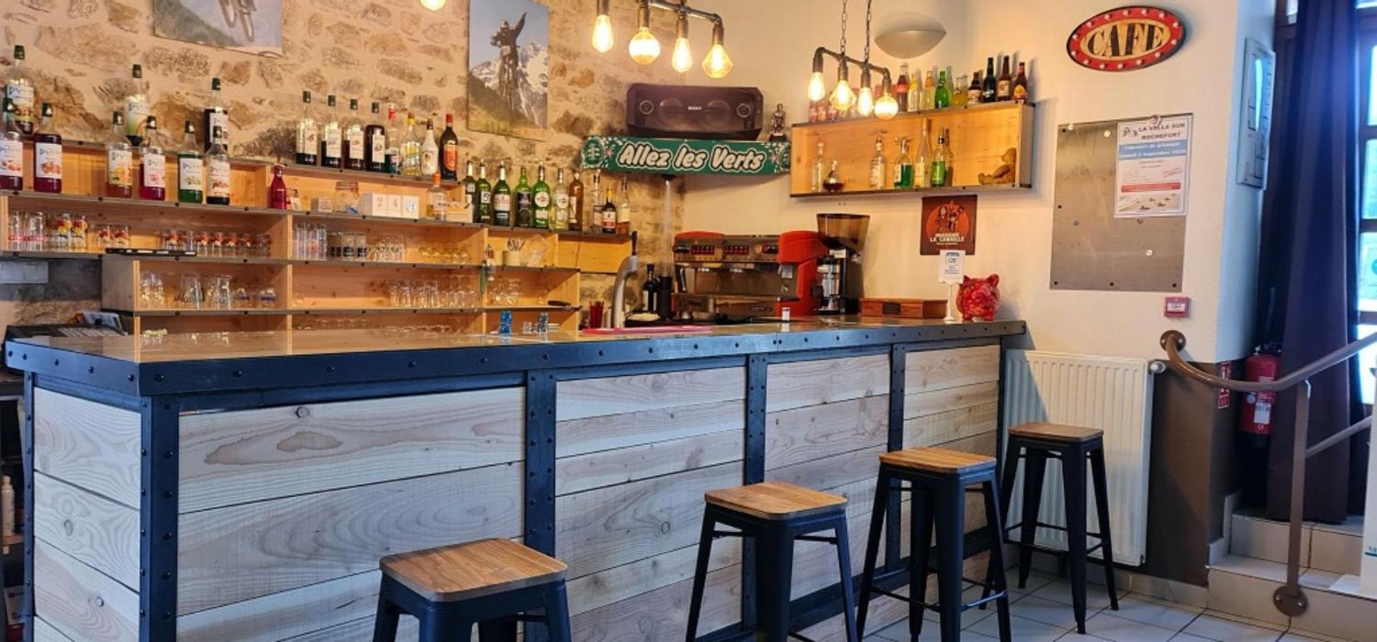 L'Auberge De La Source La Valla-sur-Rochefort Εξωτερικό φωτογραφία